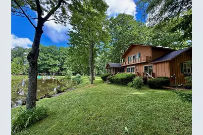 17956 Elliott Drive, Chagrin Falls, OH 44023 - Photo 9