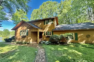 17956 Elliott Dr, Chagrin Falls, OH 44023 - Photo 3