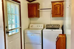 1324 Lake Vue Dr, Roaming Shores, OH 44085 - Photo 11