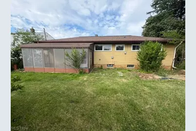 149 Parkway Drive, Eastlake, OH 44095 - Photo 3
