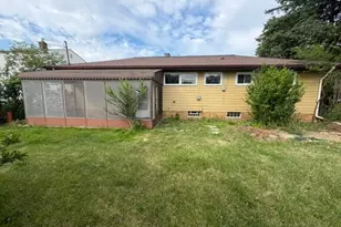 149 Parkway Dr, Eastlake, OH 44095 - Photo 3