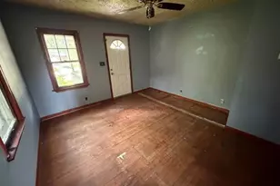 950 Silvercrest Ave, Akron, OH 44314 - Photo 3