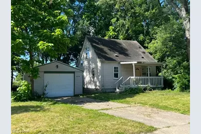 950 Silvercrest Avenue, Akron, OH 44314 - Photo 1