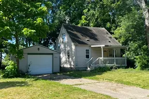 950 Silvercrest Ave, Akron, OH 44314 - Photo 1