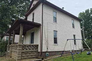 433 Woodlawn, Cambridge, OH 43725 - Photo 3
