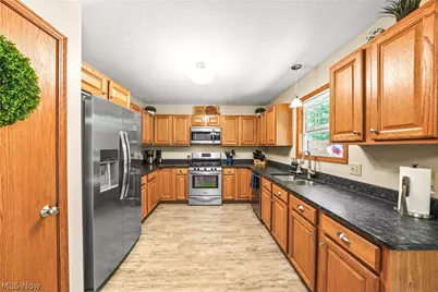 4021 Timber Run, Ravenna, OH 44266 - Photo 7