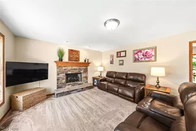 4021 Timber Run, Ravenna, OH 44266 - Photo 5