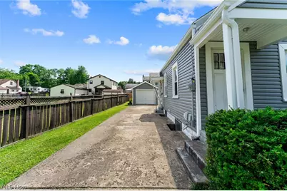 3332 Sheridan Road, Youngstown, OH 44502 - Photo 19