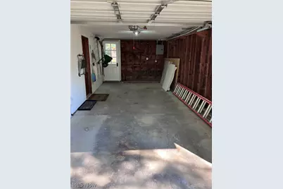 1403 Croyden Road, Lyndhurst, OH 44124 - Photo 39