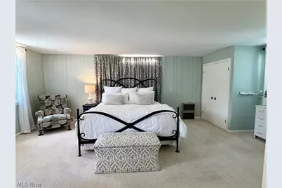 1403 Croyden Road, Lyndhurst, OH 44124 - Photo 23