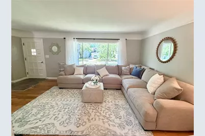 1403 Croyden Road, Lyndhurst, OH 44124 - Photo 7