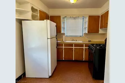 751 Thayer Street #down, Akron, OH 44310 - Photo 7