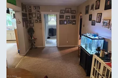 8094 Fohl Street SW, Navarre, OH 44662 - Photo 5