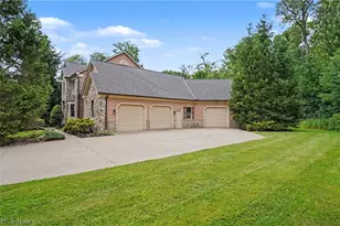 11440 Glenmora Dr, Chardon, OH 44024 - Photo 43