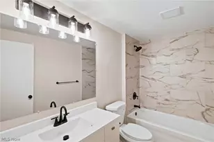 1053 Wellfleet Dr, Grafton, OH 44044 - Photo 25