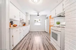 15506 Lydian Ave, Loveland, OH 44111 - Photo 5