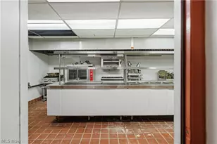 10036 Wilson Mills Rd, Chardon, OH 44024 - Photo 7