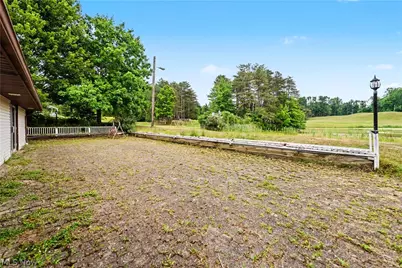 10036 Wilson Mills Road, Chardon, OH 44024 - Photo 15