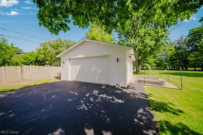107 Cooper Foster Park Road, Amherst, OH 44001 - Photo 7