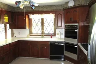 3916 Fairway Dr, Canfield, OH 44406 - Photo 7