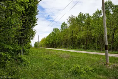 12025 Pleasant Valley Road, Frazeysburg, OH 43822 - Photo 17