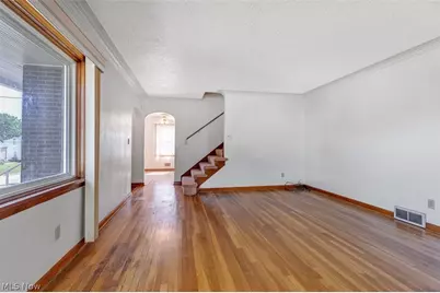 3203 Oakdale Avenue, Lorain, OH 44055 - Photo 9