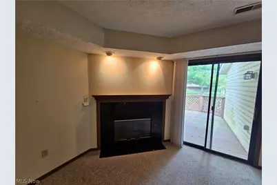 8605 Scenicview Drive #203, Grandview Heights, OH 44147 - Photo 13