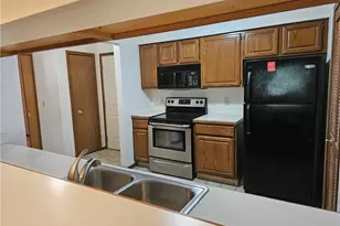 8605 Scenicview Dr, Grandview Heights, OH 44147 - Photo 9