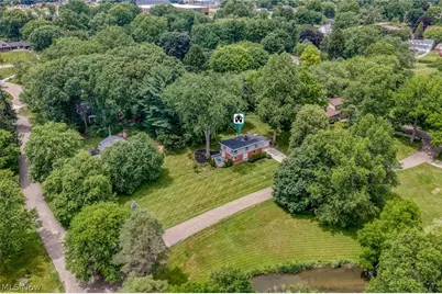 145 Brookdell Drive NW, North Canton, OH 44720 - Photo 3