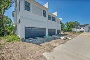260 Cider Ml, Chardon, OH 44024 - Photo 5