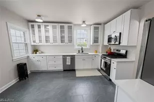 3145 Huntington Rd, Huber Heights, OH 44120 - Photo 13