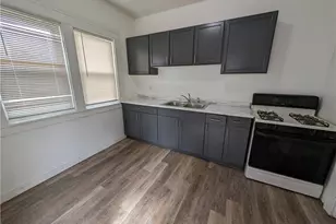 1268 E 169th St, Loveland, OH 44110 - Photo 5