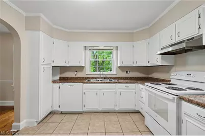 1808 W Comet Road, New Franklin, OH 44614 - Photo 9