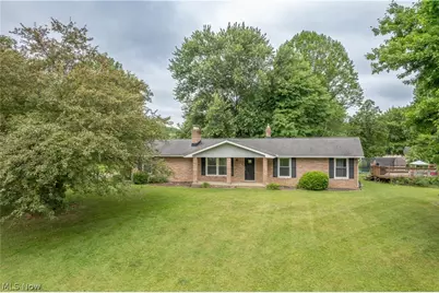 6125 Coyla Avenue NW, Canal Fulton, OH 44614 - Photo 3