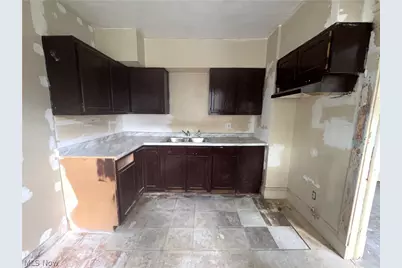 10006 Somerset Avenue, Loveland, OH 44108 - Photo 17