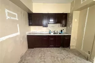 10006 Somerset Ave, Loveland, OH 44108 - Photo 9