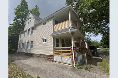 10006 Somerset Avenue, Loveland, OH 44108 - Photo 3