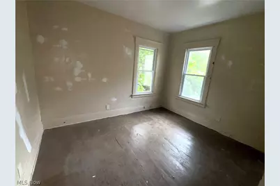 10006 Somerset Avenue, Loveland, OH 44108 - Photo 31