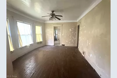 10006 Somerset Avenue, Loveland, OH 44108 - Photo 7