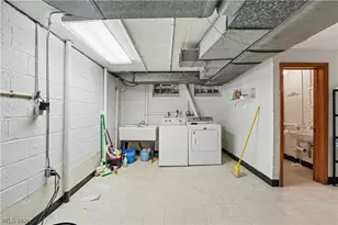 19909 Malvern Rd, Huber Heights, OH 44122 - Photo 41
