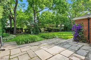 19909 Malvern Rd, Huber Heights, OH 44122 - Photo 43