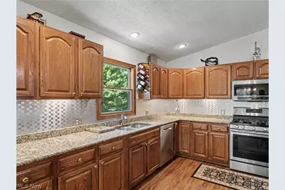 604 Inverness Road, Akron, OH 44313 - Photo 13