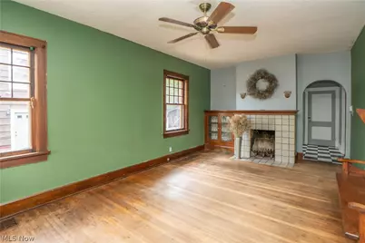 1131 Broad Avenue NW, Canton, OH 44708 - Photo 3
