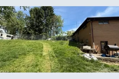 423 Rosemont Avenue, Steubenville, OH 43952 - Photo 5