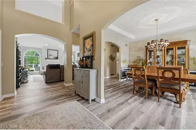 728 Pinewood Drive, Boston Heights, OH 44236 - Photo 5