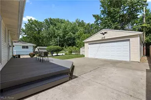 319 Erieview Blvd, Sheffield Lake, OH 44054 - Photo 35
