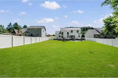 10543 Mogadore Avenue NW, Uniontown, OH 44685 - Photo 35