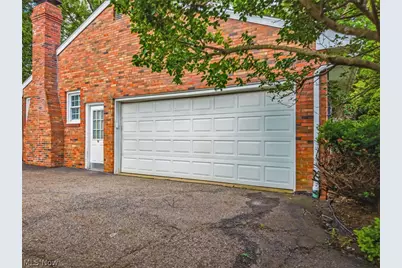 2211 Hunting Valley Street NW, North Canton, OH 44720 - Photo 25