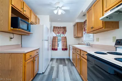 302 Cedar Avenue, Steubenville, OH 43952 - Photo 15