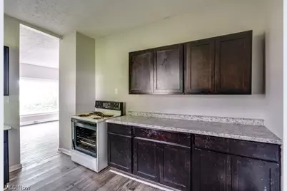 340 Crosby Street, Akron, OH 44303 - Photo 21